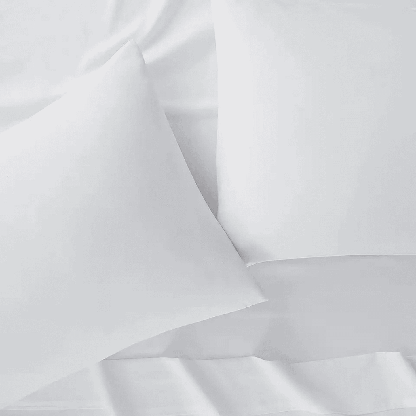 DELUXE PILLOW CASES, SOLID WHITE PLAIN {300 THREAD COUNT 60% COTTON 40% POLYESTER}