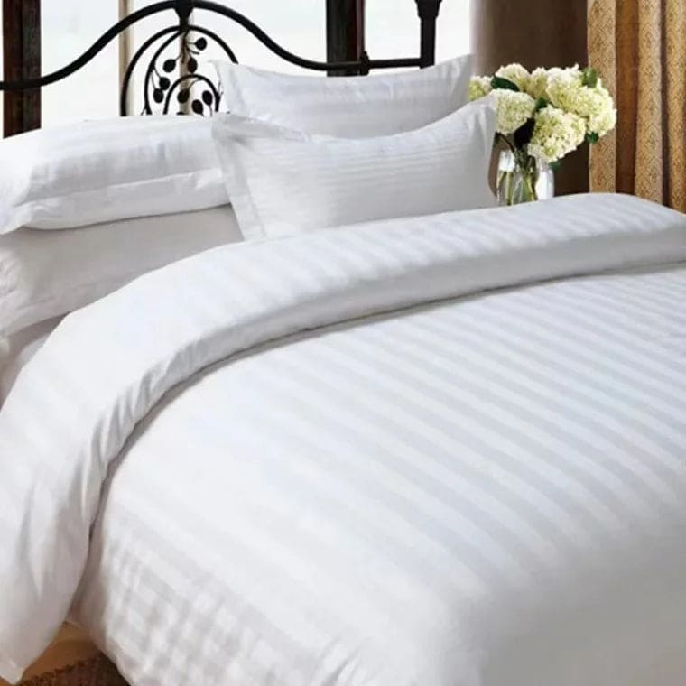 DELUXE COLLECTION HOTEL DUVET COVER, SATIN STRIPED  {300 THREAD COUNT, 5 PCS PER CASE}